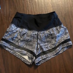 Black and white lulu shorts